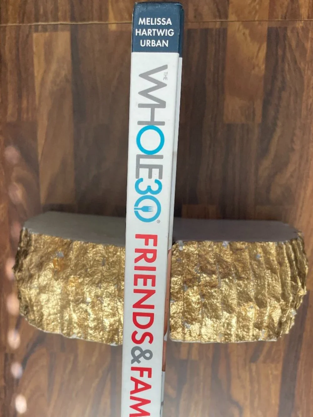 A Whole30 Cookbook for Gluten-Free and Dairy-Free Entertaining-Hardcover